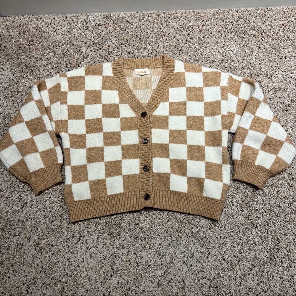 Listicle Tan and Cream Checkered Cardigan - Picture 2 of 8